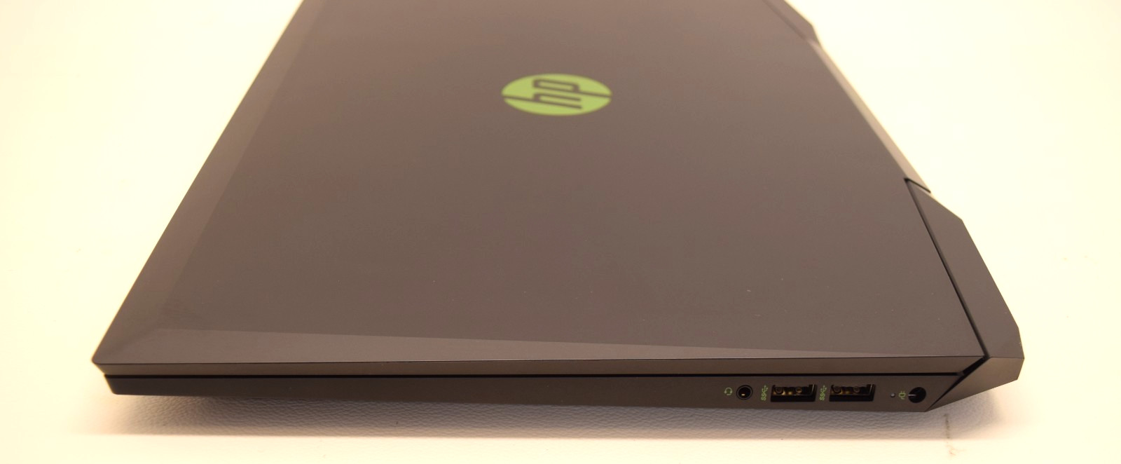 HP Pavilion 17-cd1030nr *17″FHD*i7-10750H 2.6GHz 16GB 256GB *GTX 1660 Ti 6GB