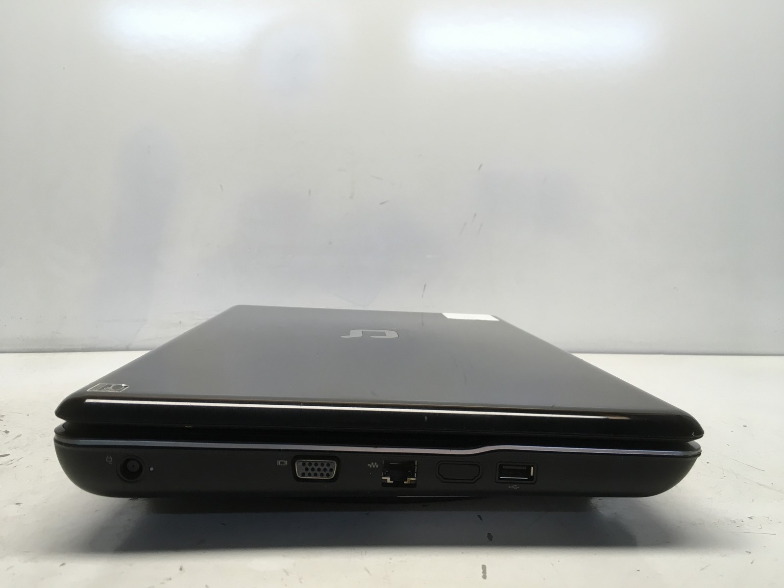 Compaq Presario CQ60-615DX Intel Celeron 900 2.2GHz 2 GB NO HDD No Batt