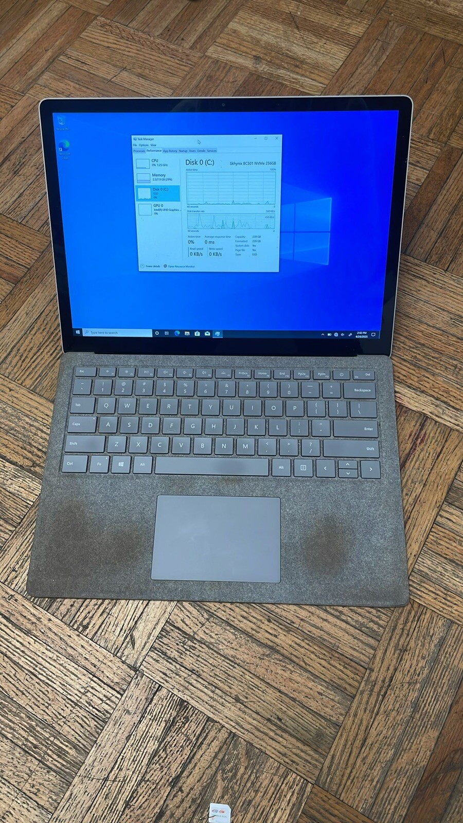Surface laptop 1769 Core i5-8GB RAM 8350U-1.7GHz 256SSD(some keys Don’t Work)