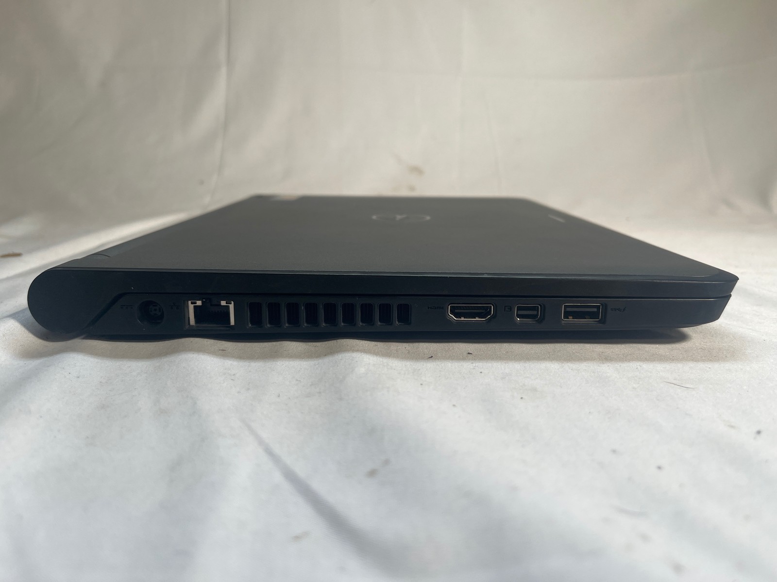 Dell Latitude 3340 i3-4030U 1.9GHz 4GB 128GB SSD 13.3″ Win10