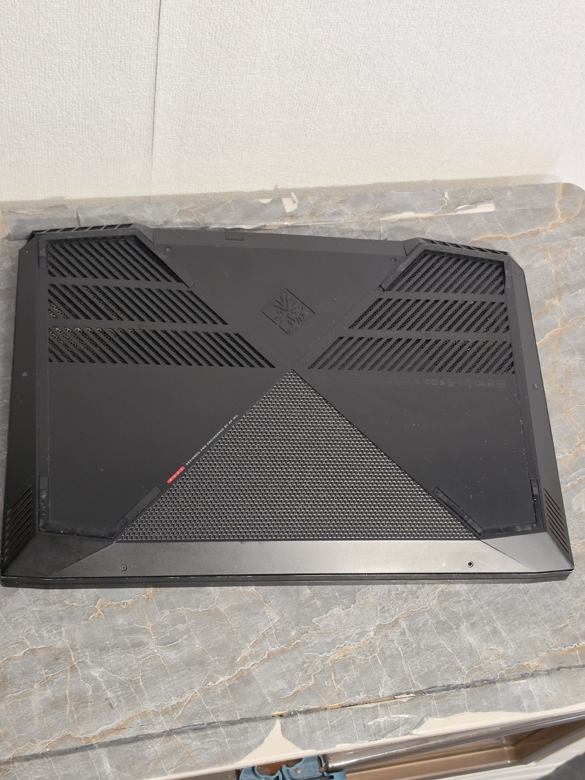HP OMEN 15 Gaming Laptop i7-9750H, 16GB RAM, 1TB WD Black SSD, GTX 1650 DC1057NR