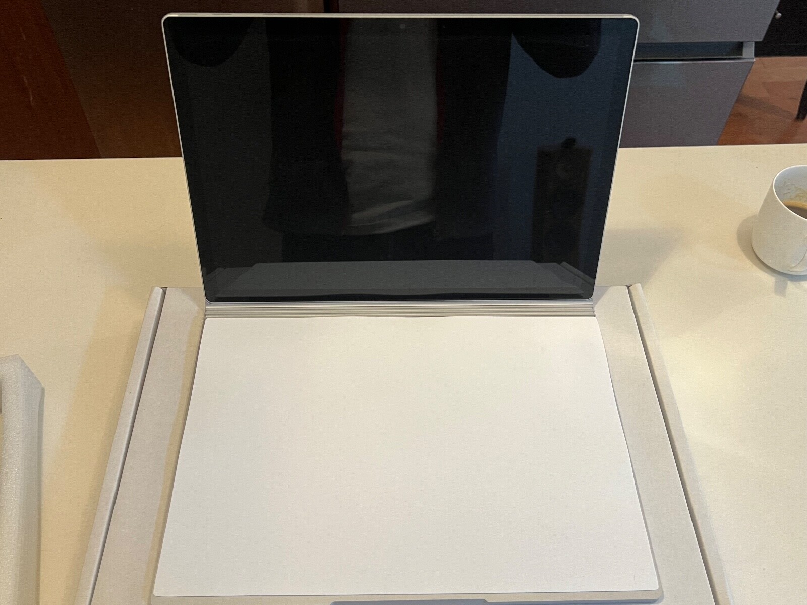 *NEW* Surface Book 2 15 Inch i7 8650 256GB SSD 16GB RAM GeForce GTX 1060