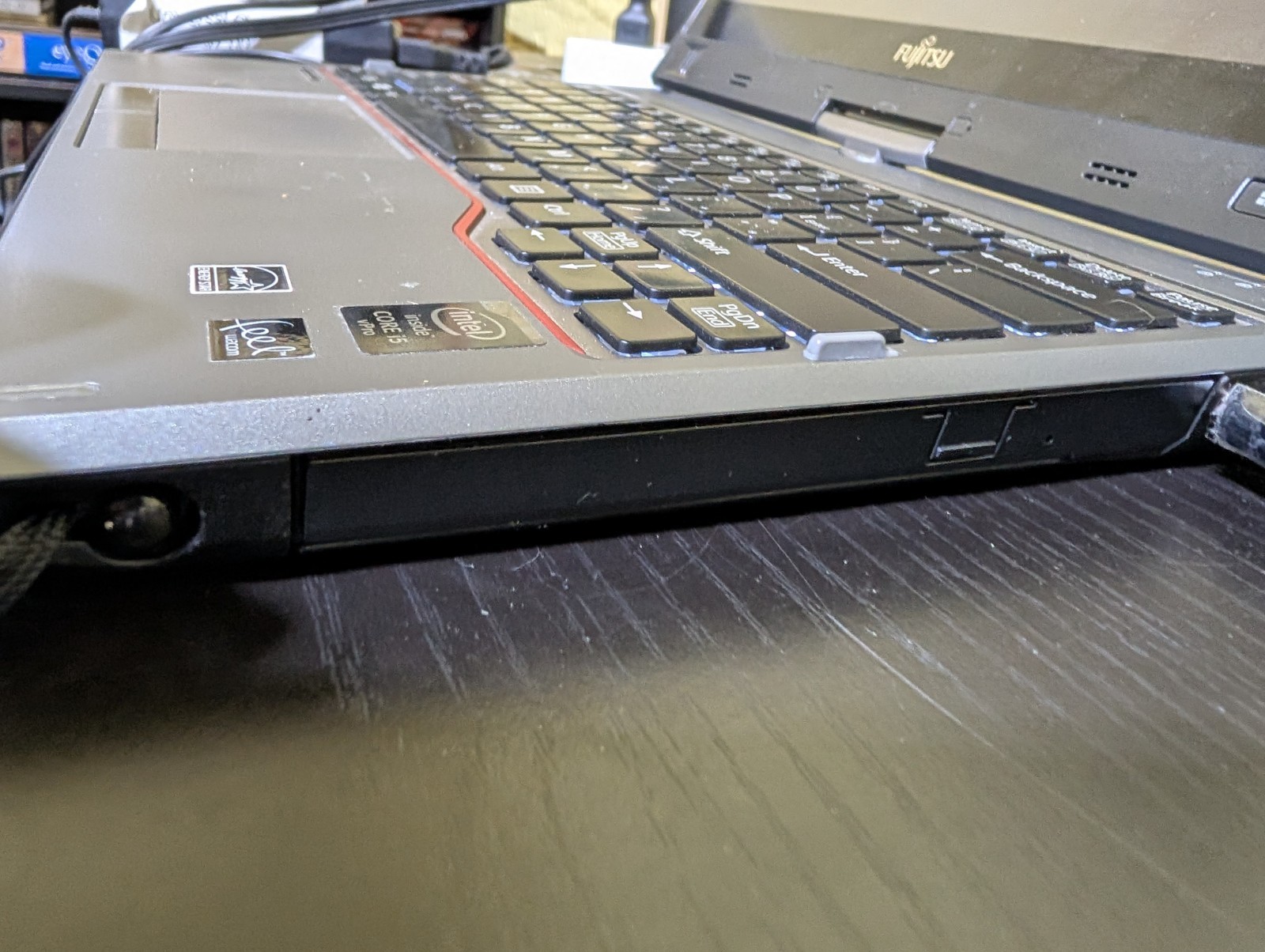 Fujitsu LIFEBOOK T725 12.5″ Laptop i5-5300U VPro 8GB RAM 125GB SSD