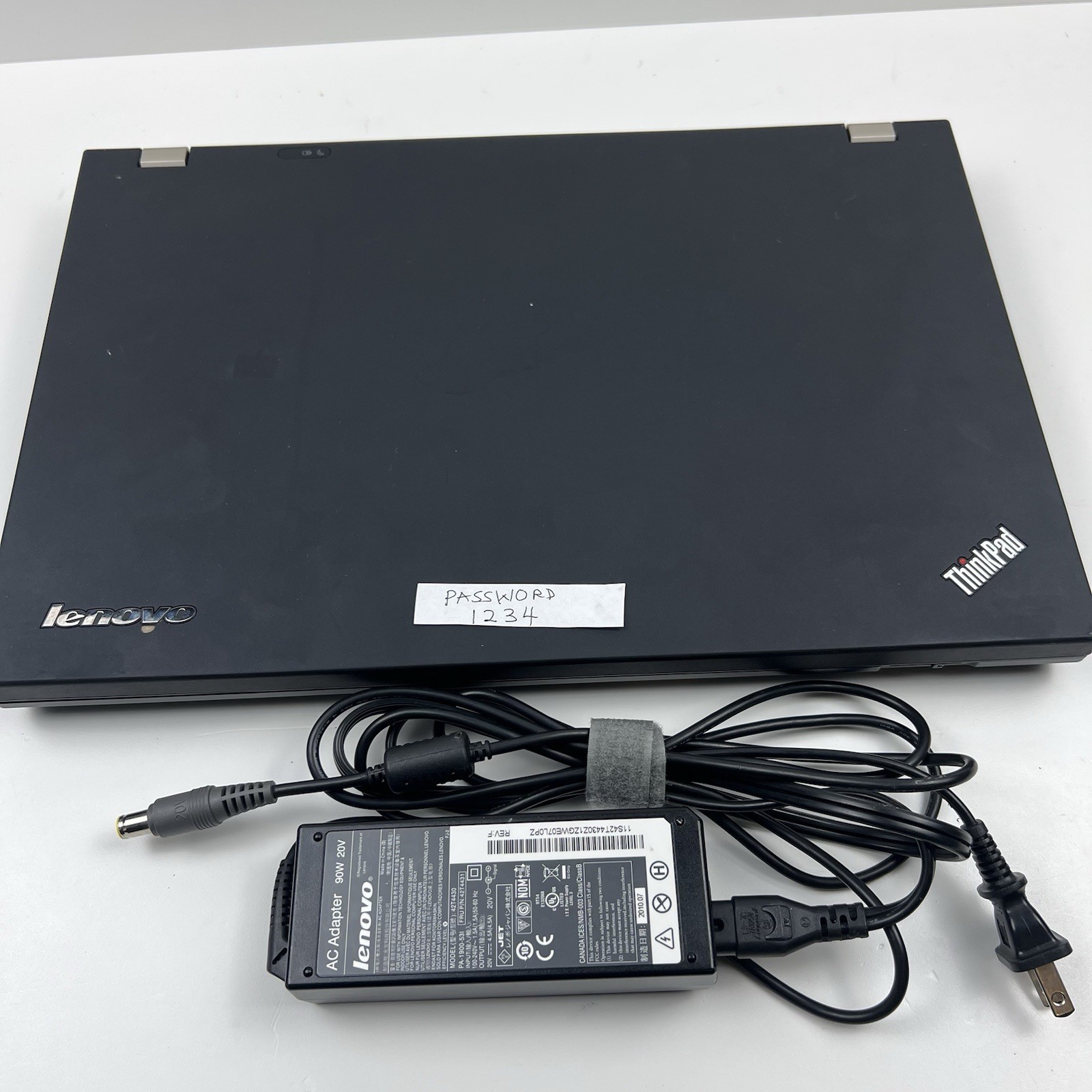 Lenovo ThinkPad T520 Intel i7-2640M 8GB 320GB HDD Linux Mint OS w/ Charger|ELP95