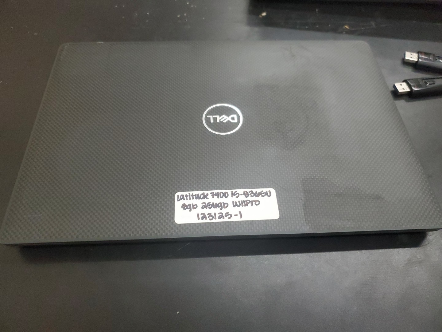 Dell Latitude 7400 14″ i5-8365U 8GB 256gb SSD Laptop W11P 123125-1