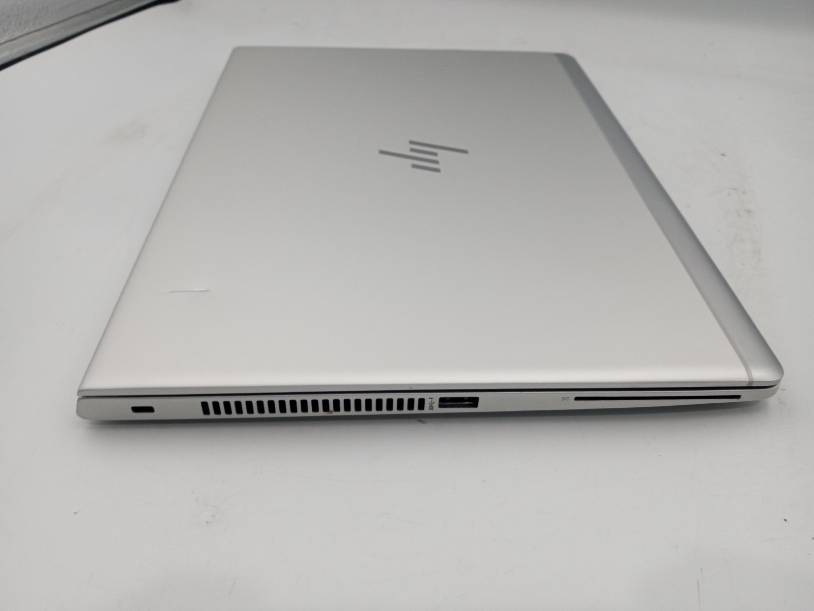HP EliteBook 830 G6 13″ Touch Intel Core i5 8th Gen 4GB RAM 128GB SSD Windows 11