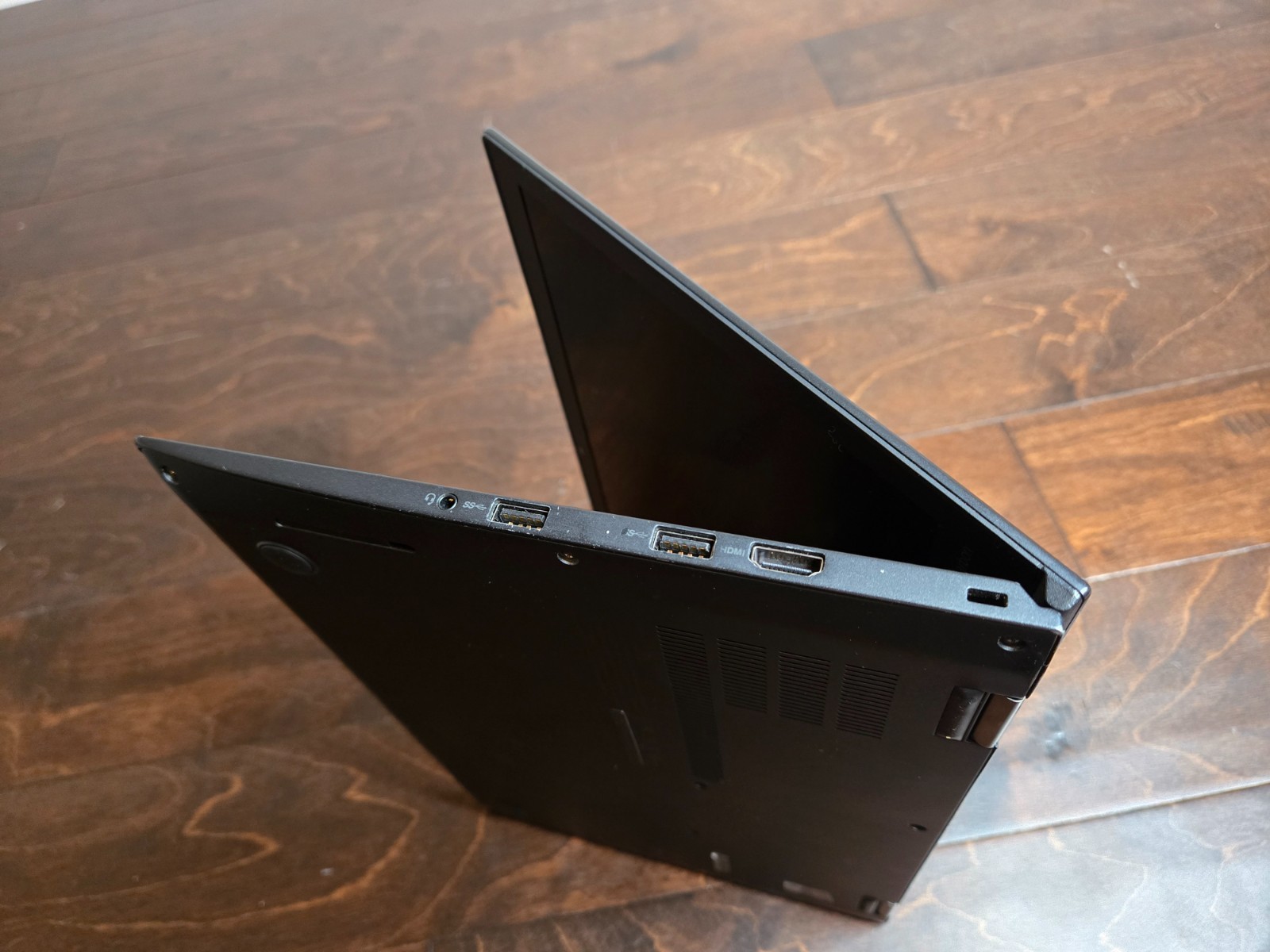 Lenovo ThinkPad X1 Carbon 4th Gen 14 intel Core I5-6200U 256GB SSD 8GB W11 Pro