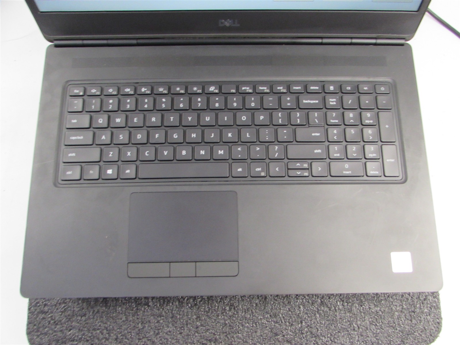 DELL PRECISION 7750 FHD CORE I7-10850H 1TB 32GB RAM RTX 4000 WIN 11 PRO NO BATT