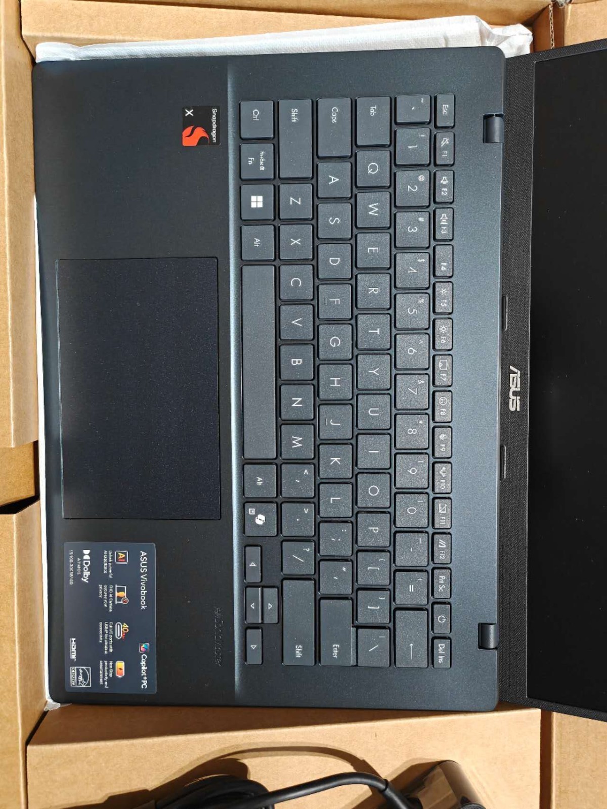 ASUS Vivobook 14 14″ FHD+ Laptop Copilot+ PC Snapdragon X 16GB RAM 512GB SSD