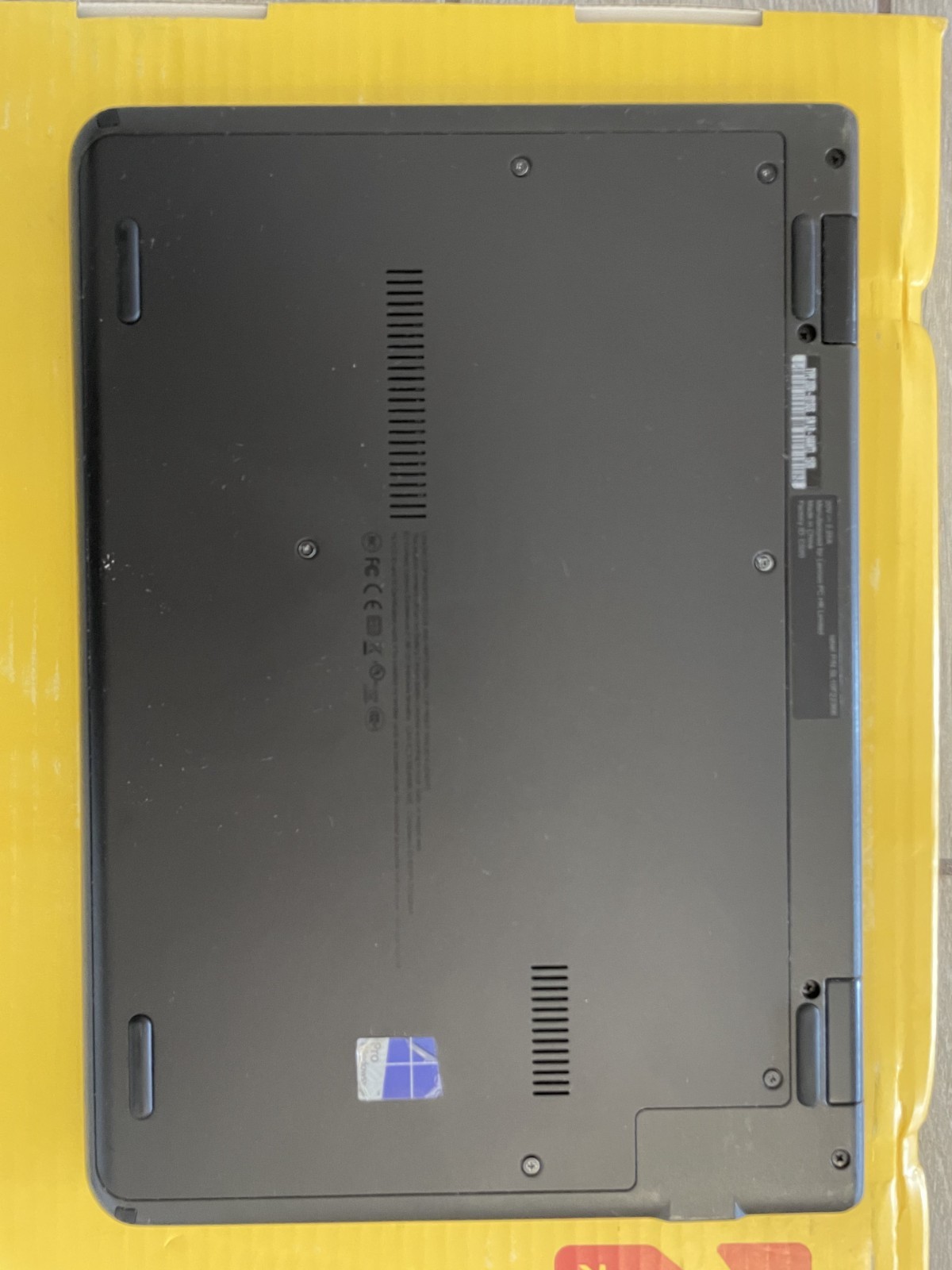 Lenovo ThinkPad 11E 11″ (128 GB SSD, Intel Celeron, 1.10 GHz, 4 GB)…