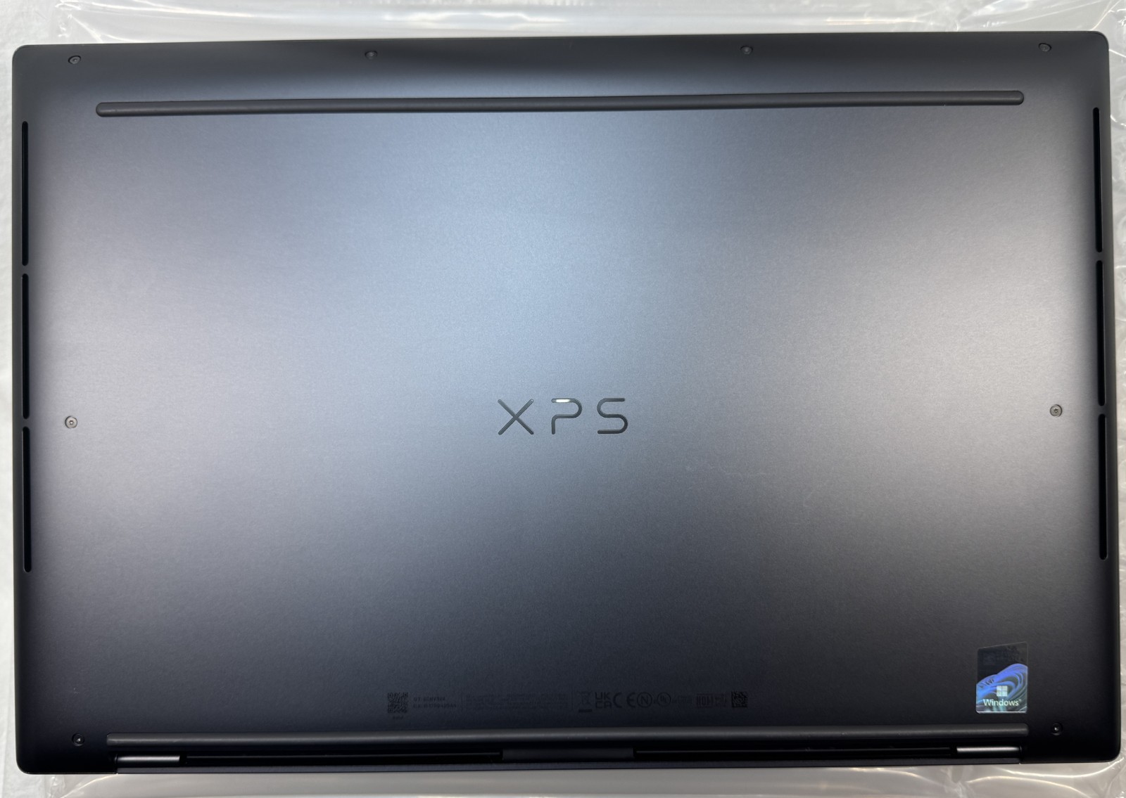 Dell XPS 16 – 9640 OLED ✔Ultra 7 155H ✔2TB SSD ✔64GB ✔RTX 4070 8GB ✔ A++