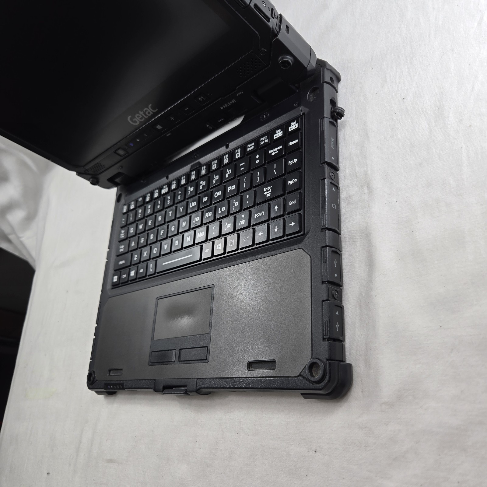 Getac K120 Toughbook i5-8250U 1.60GHz 256GB SSD 16GB Ram – Win11 – 4G – GPS – B