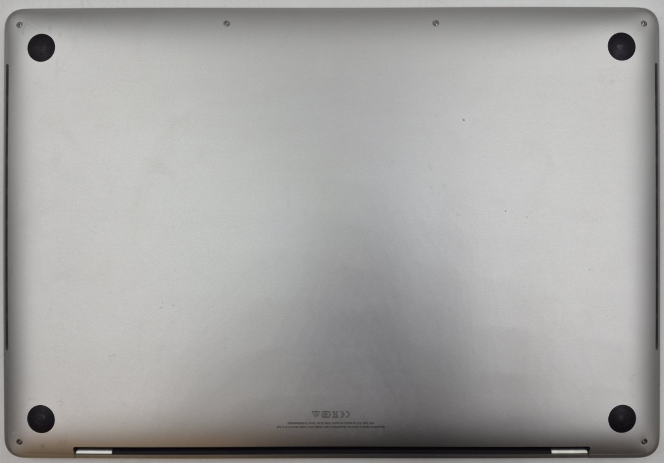 Apple MacBook Pro 16-Inch 2019 i9 2.30GHz 16GB RAM 1TB SSD macOS Sequoia
