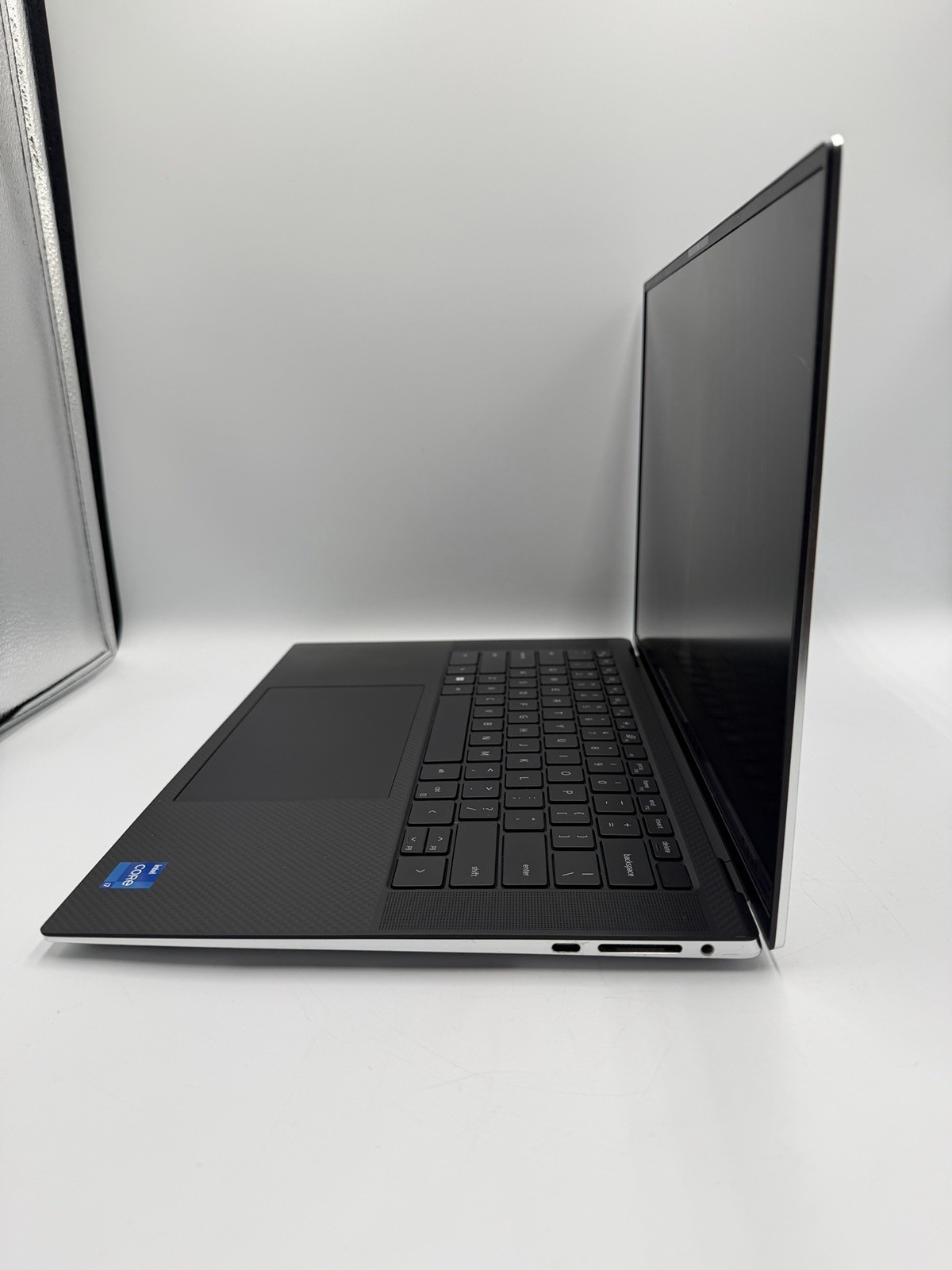 Dell XPS 15 9520 15.7″ Intel i7-12700H 32GB 1TB SSD RTX 3050 Ships Today !