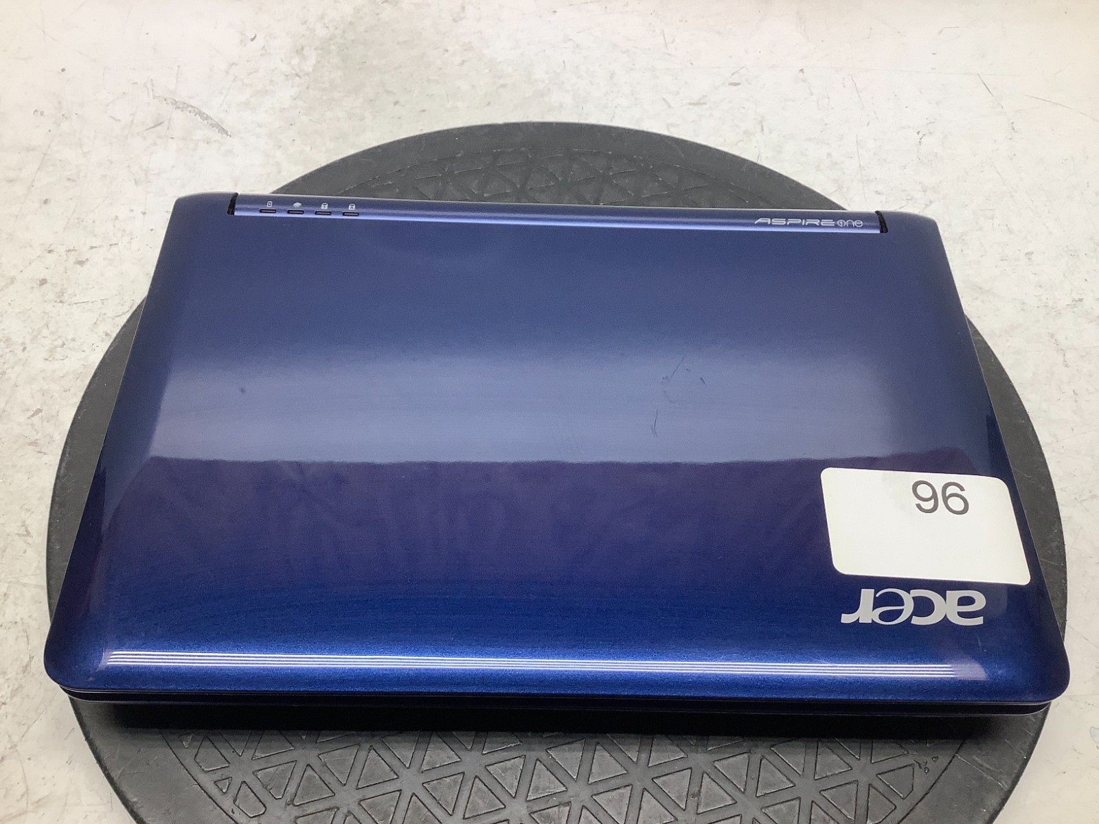 Acer Aspire One ZG5 Intel Atom N270 1.6GHz 1 GB NO HDD/Battery/Cover