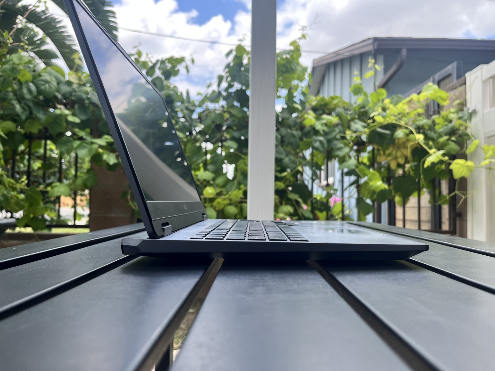 Lenovo LOQ 15ARP9 15.6″ Ryzen 7 7435HS GeForce/RTX 4060/16GB RAM/1TB NVMe SSD