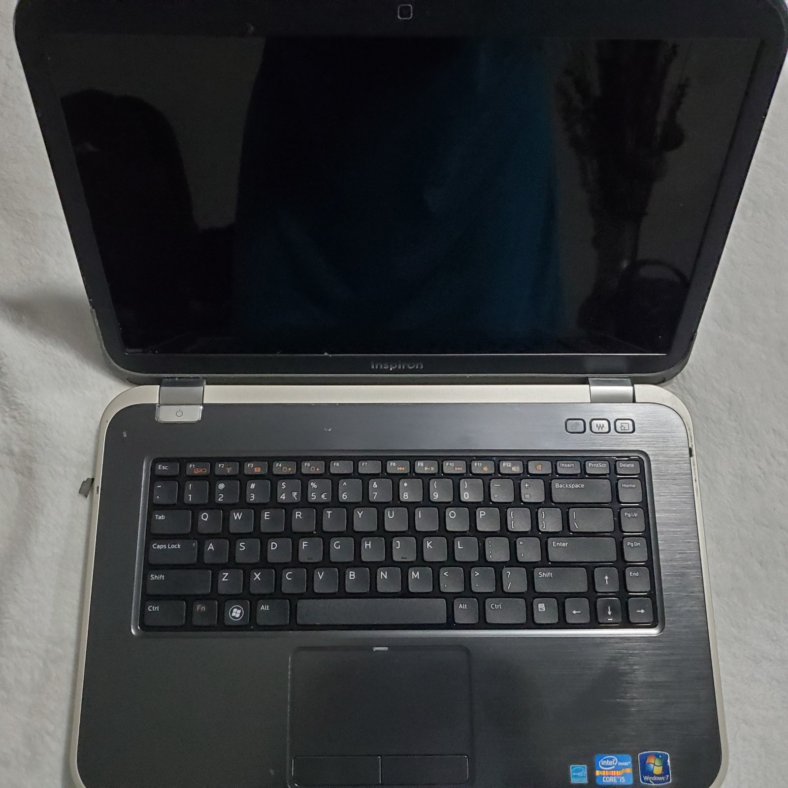 Dell Inspiron Laptop 15.6″ Intel Core i5 WORKS Needs Battery No Charger