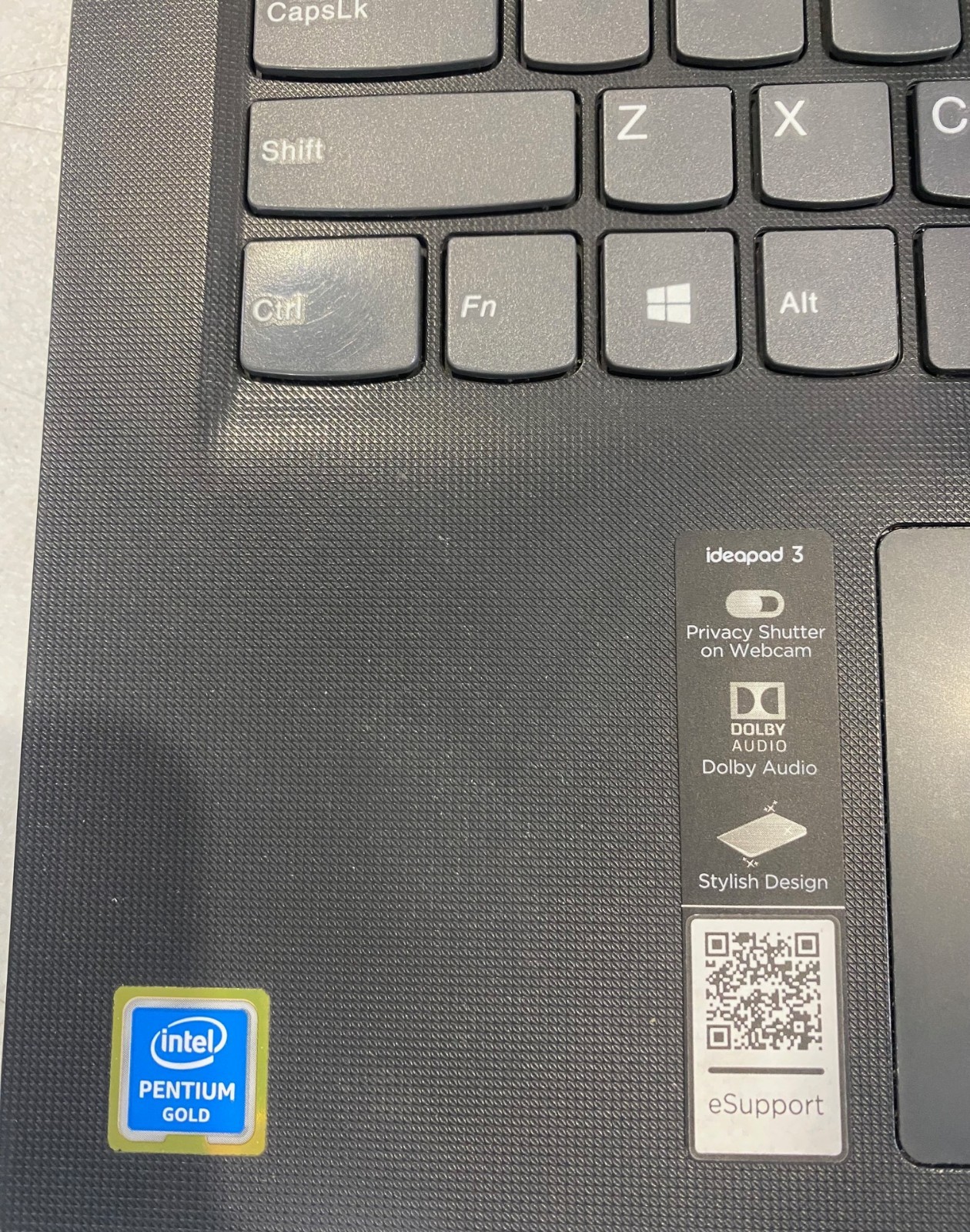 Lenovo IdeaPad 3 14IML05 14″ Laptop 4 GB Intel Pentium CPU 6405U 2,4GHz 119GB