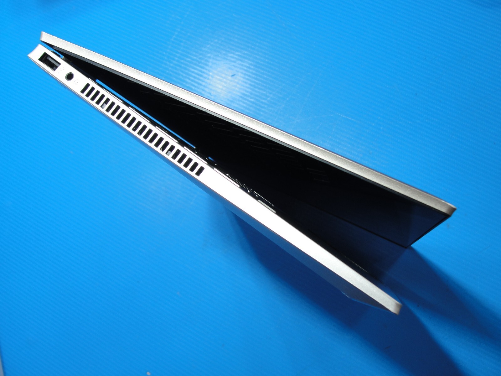 HP Pavilion x360 14m-DW0023DX 14”FHD TOUCH i5-1035G1 1GHz 8GB SSD 256GB