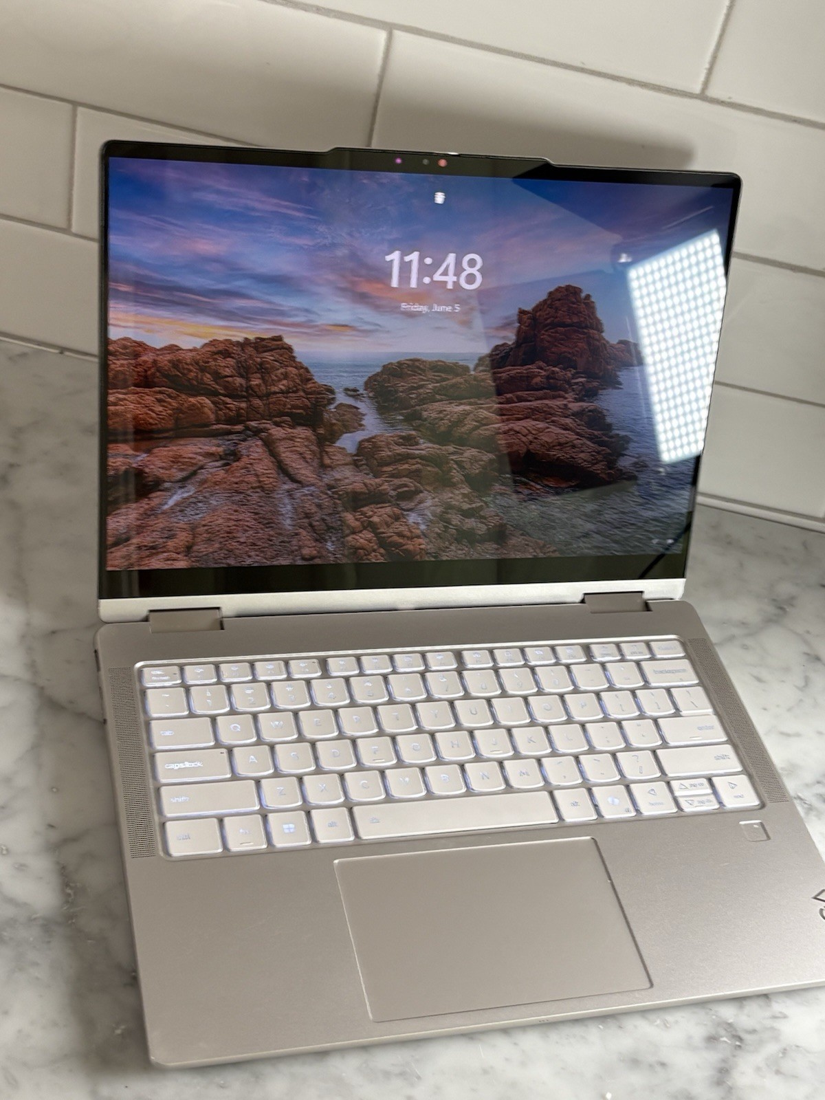 Lenovo Yoga 7 2-in-1 14AKP10 14″ Ryzen AI 5 340 2.0GHz 16GB RAM 512GB SSD