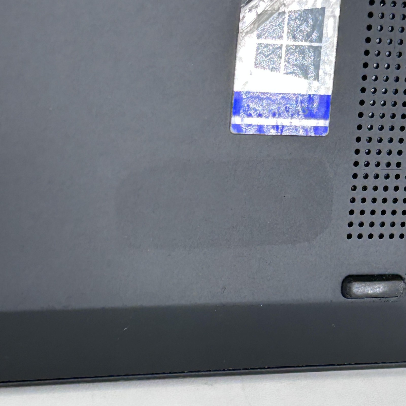 Lenovo ThinkPad X1 Carbon Gen 8 14 FHD i5-10310U 1.70GHz 16GB 512GB WHITE SPOTS