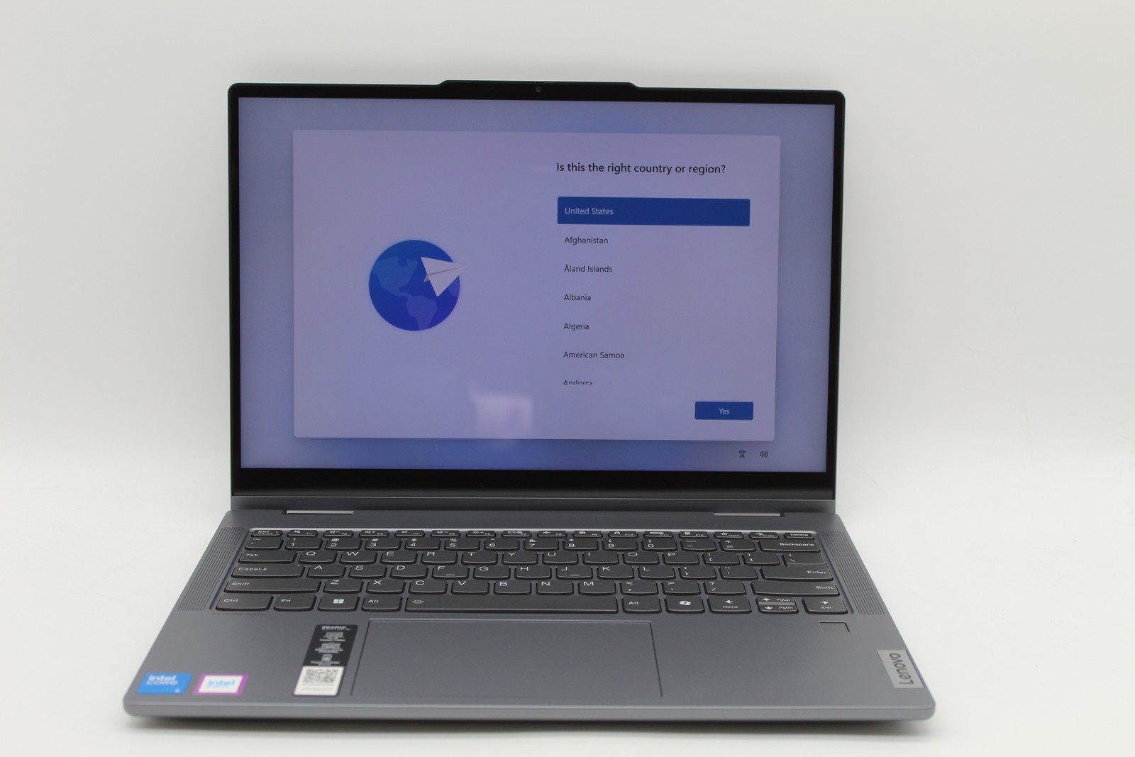 Lenovo IdeaPad 5i 2-in-1 14″ Touch Core 5 120U 8GB 256GB SSD Win11 PC1796560