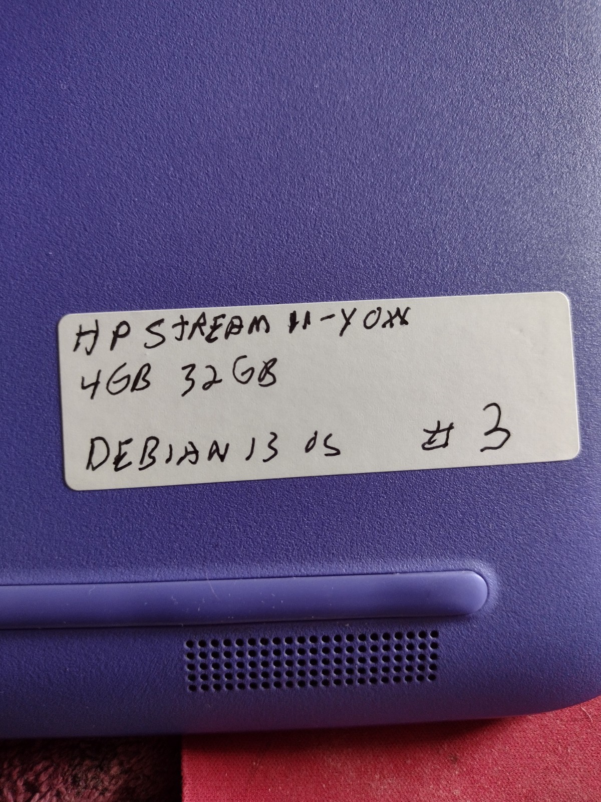 HP Stream 11-y0XX N3060 4GB 32GB LINUX DEBIAN 13 OS INSTALLED GOOD RUNNING