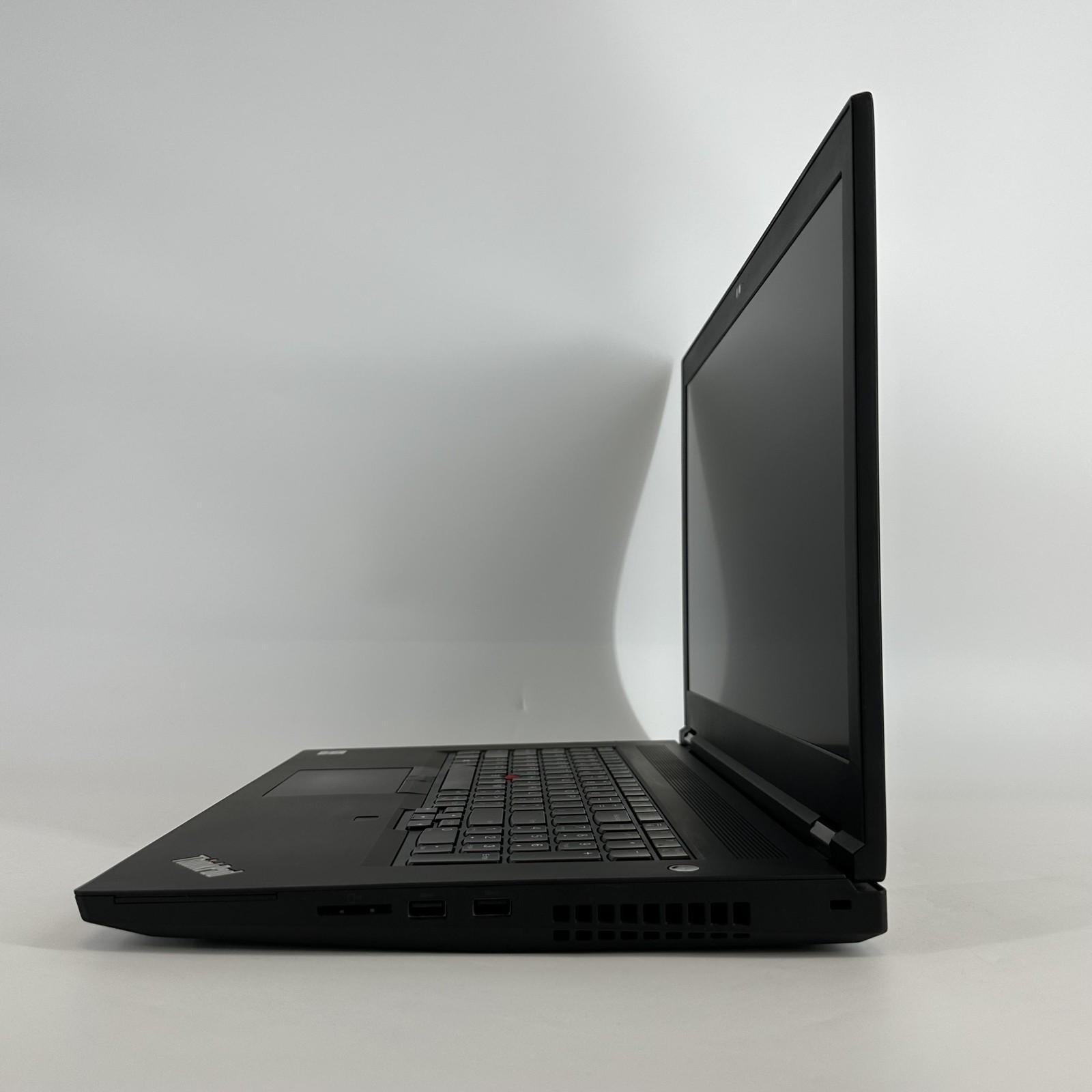 Lenovo ThinkPad P17 Gen 1 FHD i9-10885H 2.40GHz 64GB 512GB/512GB Quadro RTX 4000
