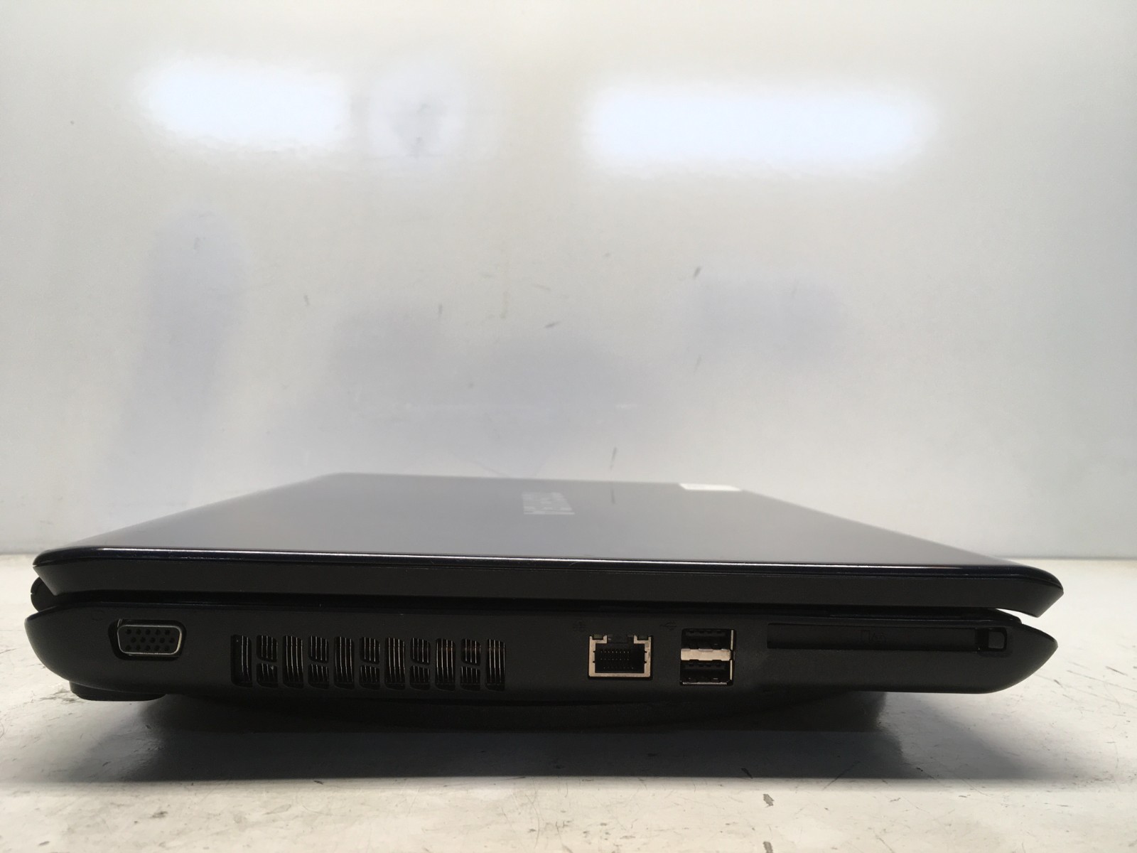 Toshiba Satellite L305-S5921 Intel Pentium Dual T3400 2.16GHz 2 GB NO HDD