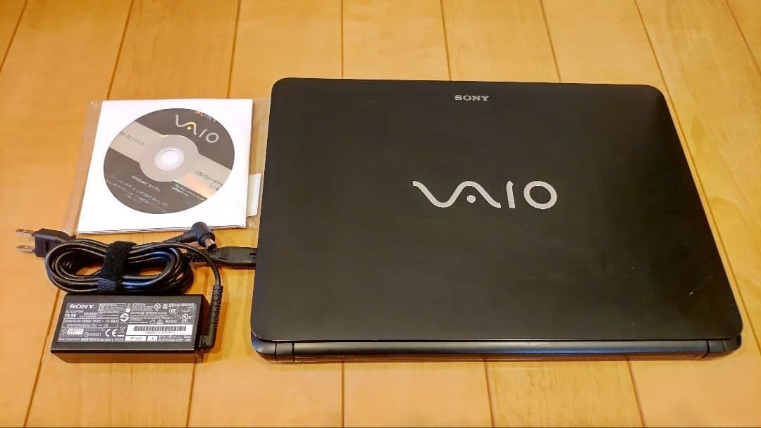 SONY VAIO SVF143B18N Tested Core i7-4500U 4GB 160GB Win10 Laptop w/ AC