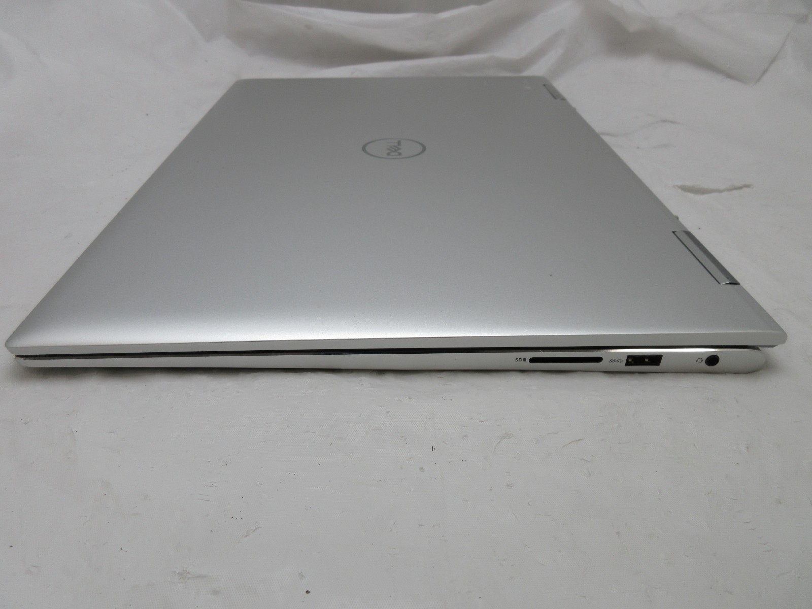 Dell Inspiron 7706 17″ : i7-1165G7 2.8GHz : 32GB RAM : 1TB SSD : Grade B