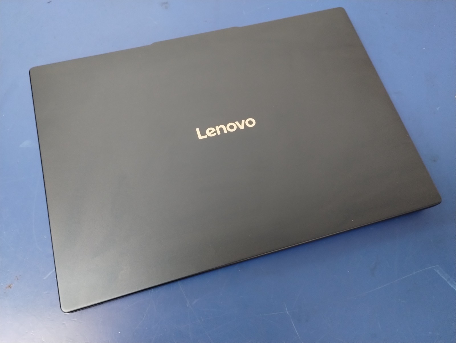 LENOVO IdeaPad Slim 5 16AKP10, AMD Ryzen AI 7 350, 16 GB RAM, 1 TB NVMe SSD