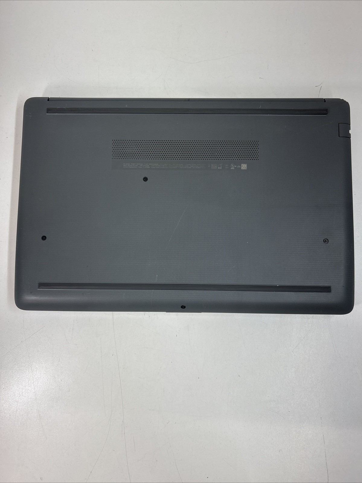 HP Laptop 15-db0051od AMD Ryzen 3 2200U@2,5GHz 16GB RAM 256GB SSD W11P