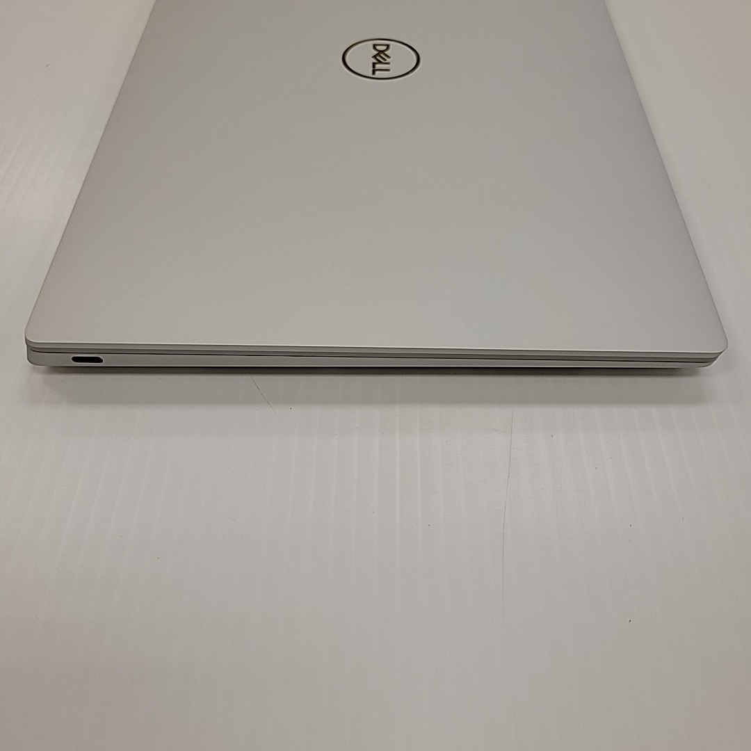 Dell XPS 13 9350 13.4″ Ultra 9 288V 3.3GHz 32GB Ram 1TB SSD Windows 11 Pro