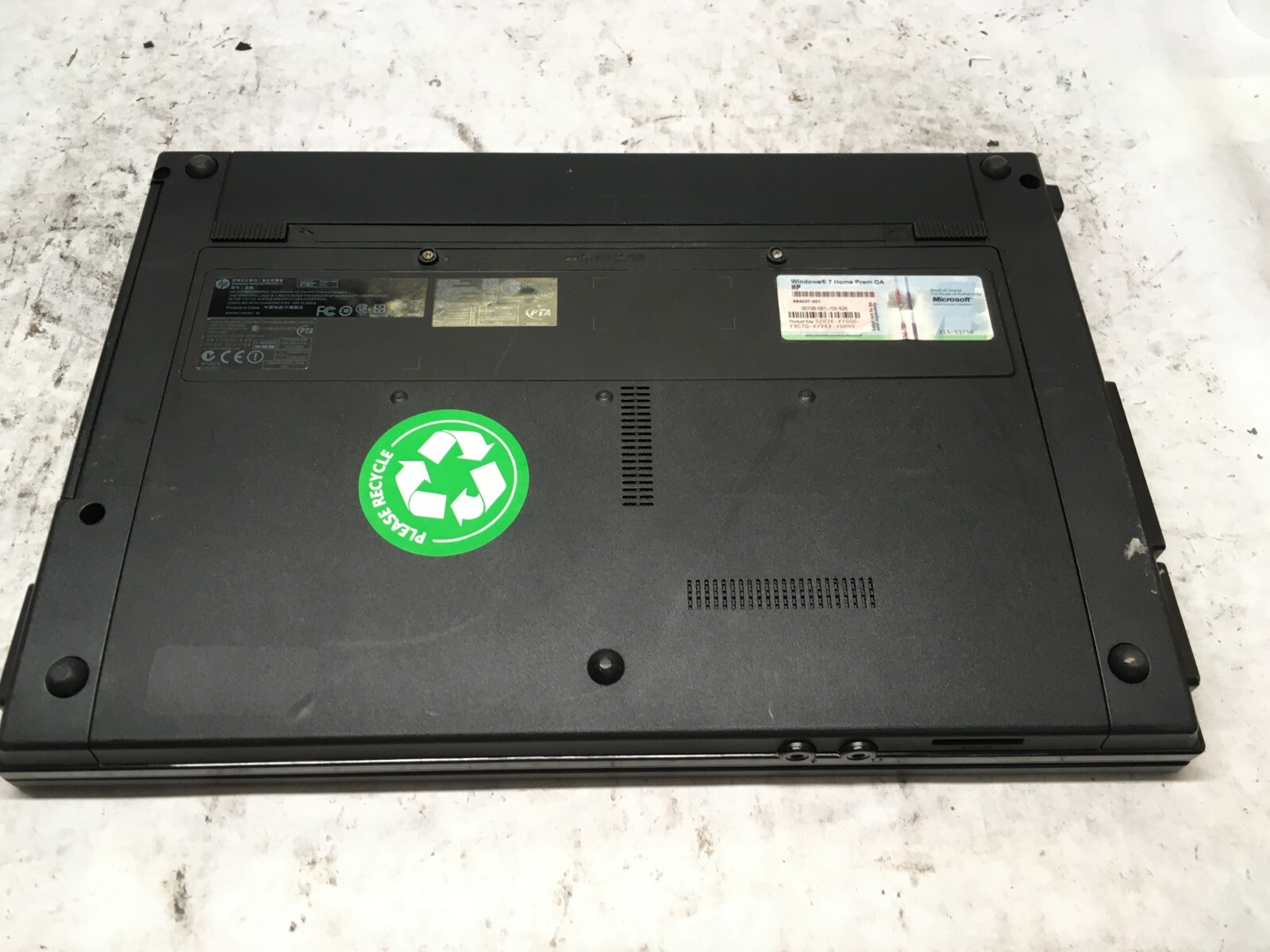 HP 425 14″ (AS IS) AMD Athlon P320 Dual Core @ 2.1 GHz – JZ