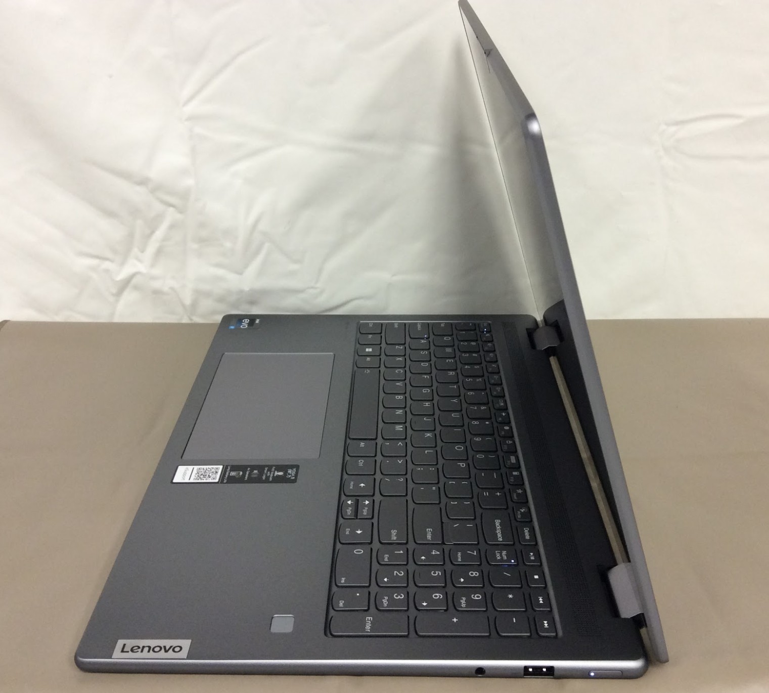 Lenovo Yoga 7 16″ 2.5K Touch 2-in-1 Laptop, Intel i7-1260P 16GB 512GB, W11H,used