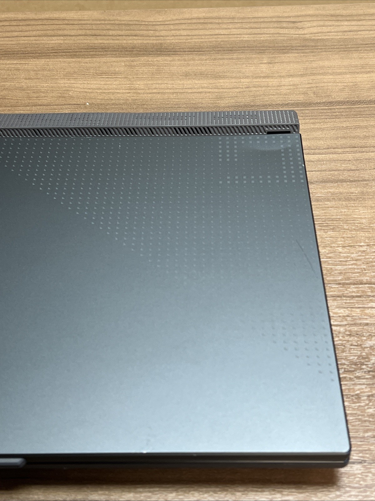 ASUS G713PV-WS94 ROG Strix G17 Ryzen 9 7845HX 512GB 16GB NVIDIA RTX 4060 (8GB)