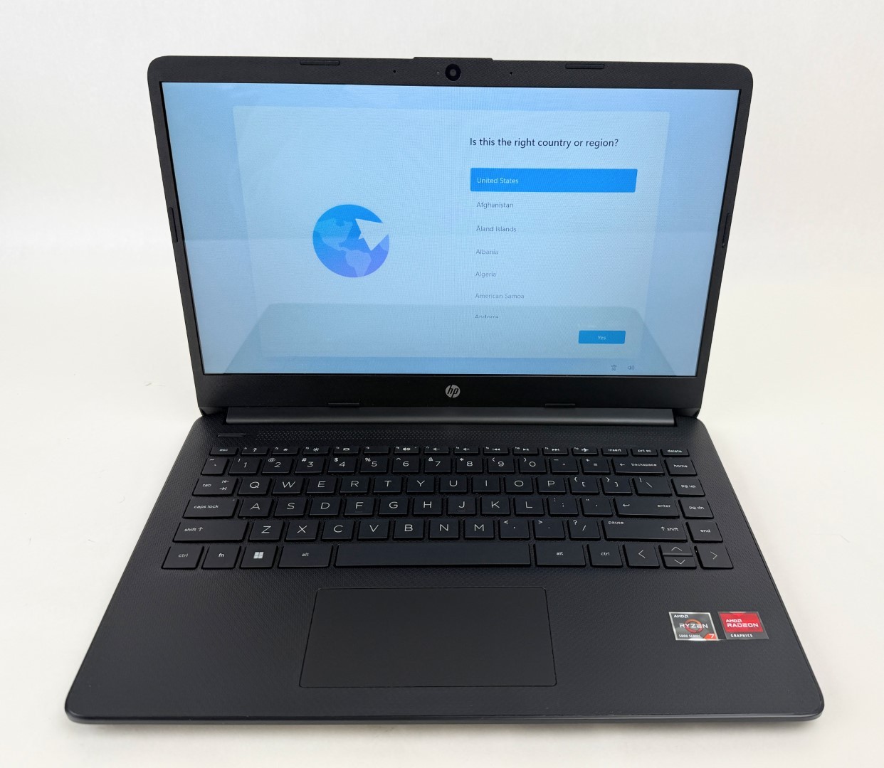 HP 14-fq1035cl 14″ HD Touch Ryzen 7 5700U 16GB 512GB SSD W11H