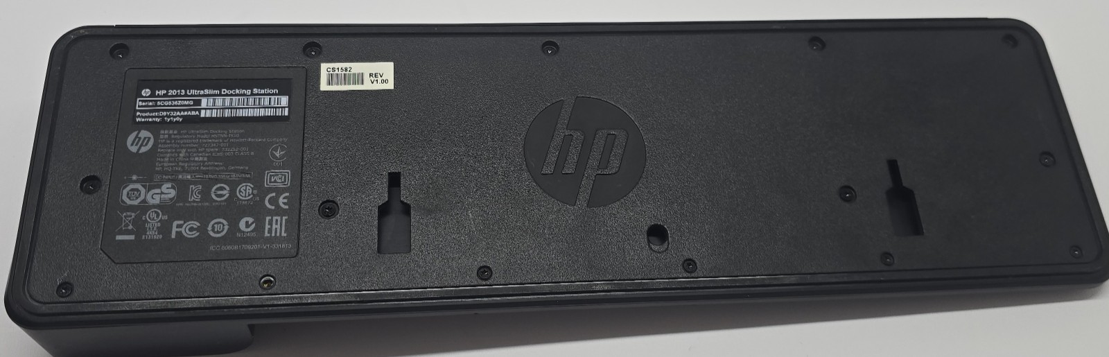 HP EliteBook 840 G4 Touch 8GB 320GB Win 11 Pro Laptop Bundle w/ UltraSlim Dock