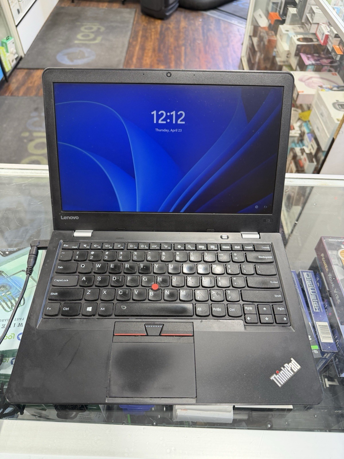 Lenovo ThinkPad Gen 2 13.3” (256 GB SSD. Intel Core i5 2.4GHz 32GB