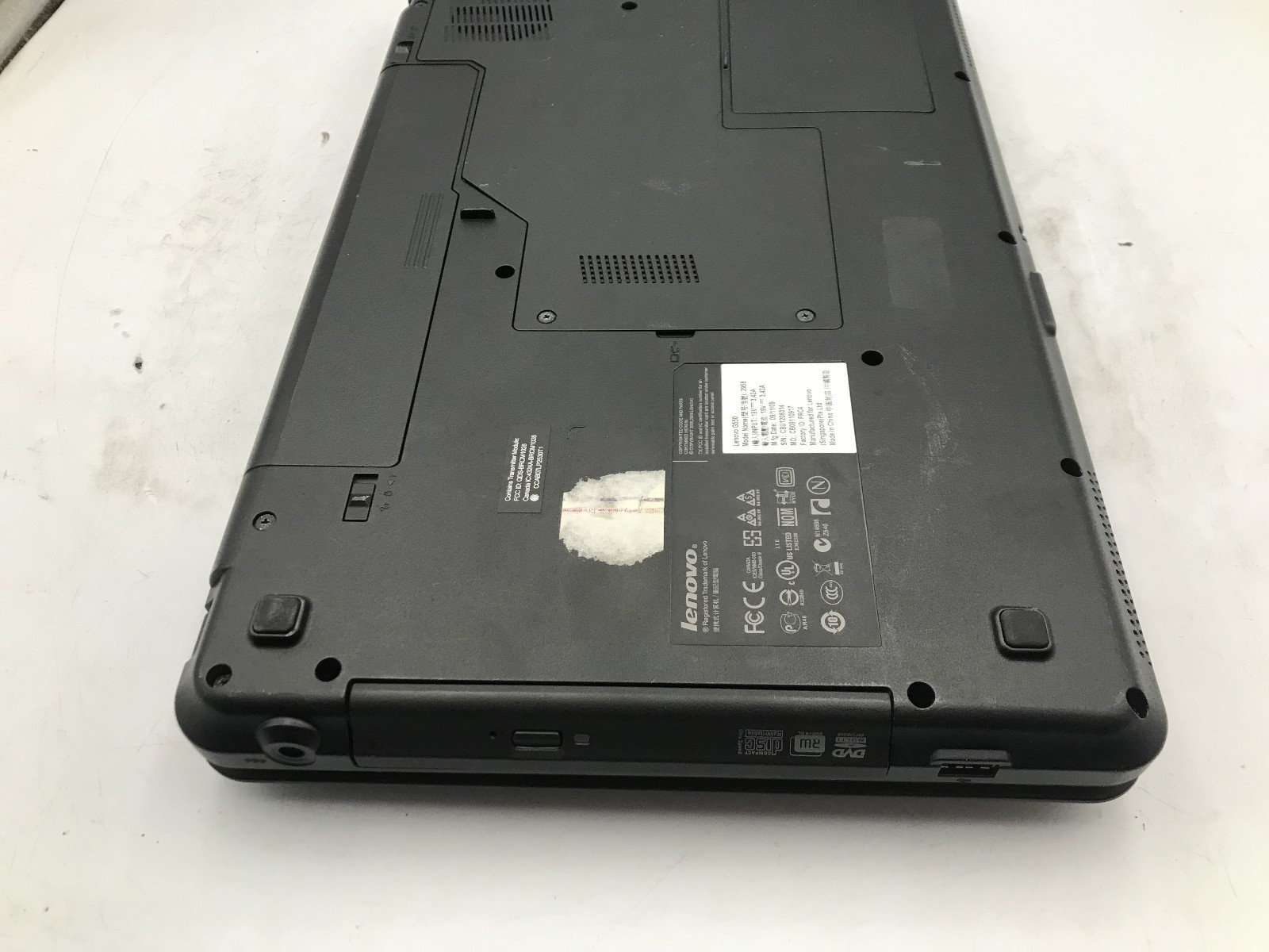 LENOVO G550 – FOR PARTS/BROKEN LCD – INTEL PENTIUM – NO RAM -READ DESCRIPTION-BB