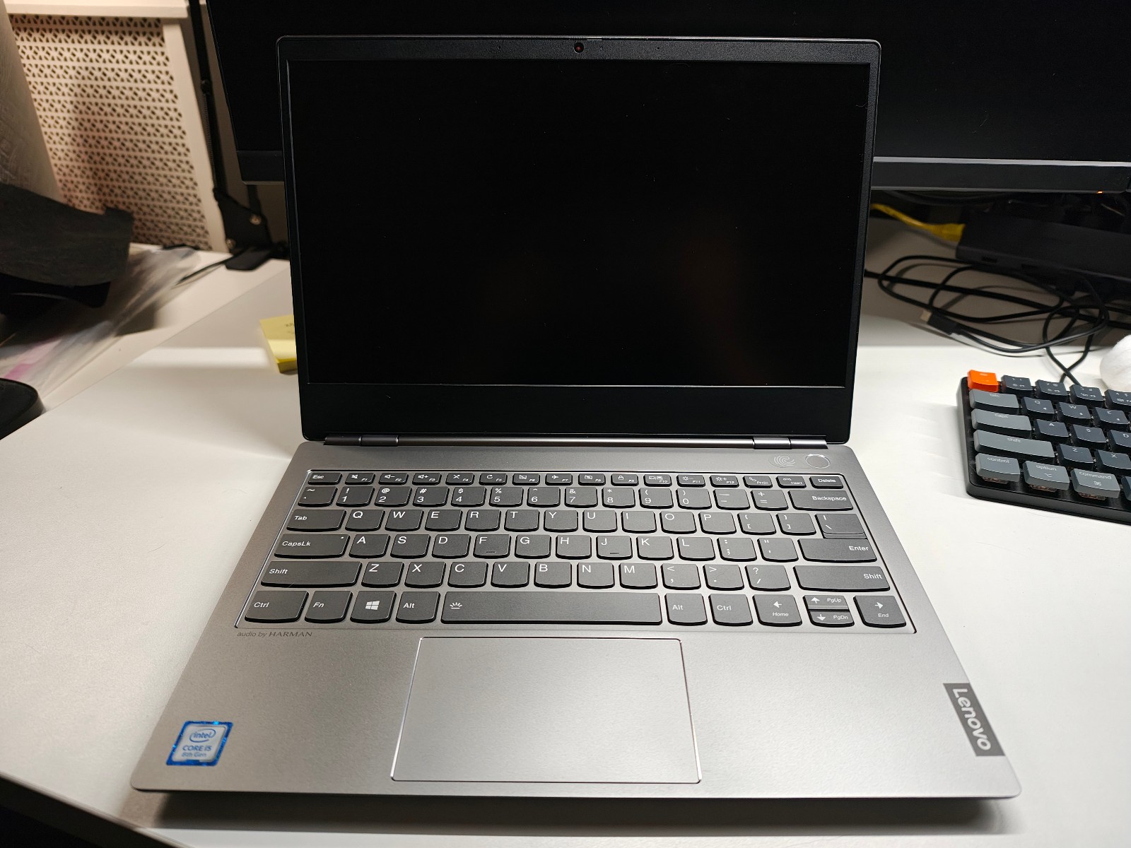 Lenovo Thinkbook 13S 13s-IWL, i5, 13.3″ Full HD IPS, 16GB RAM, 128GB NVMe SSD