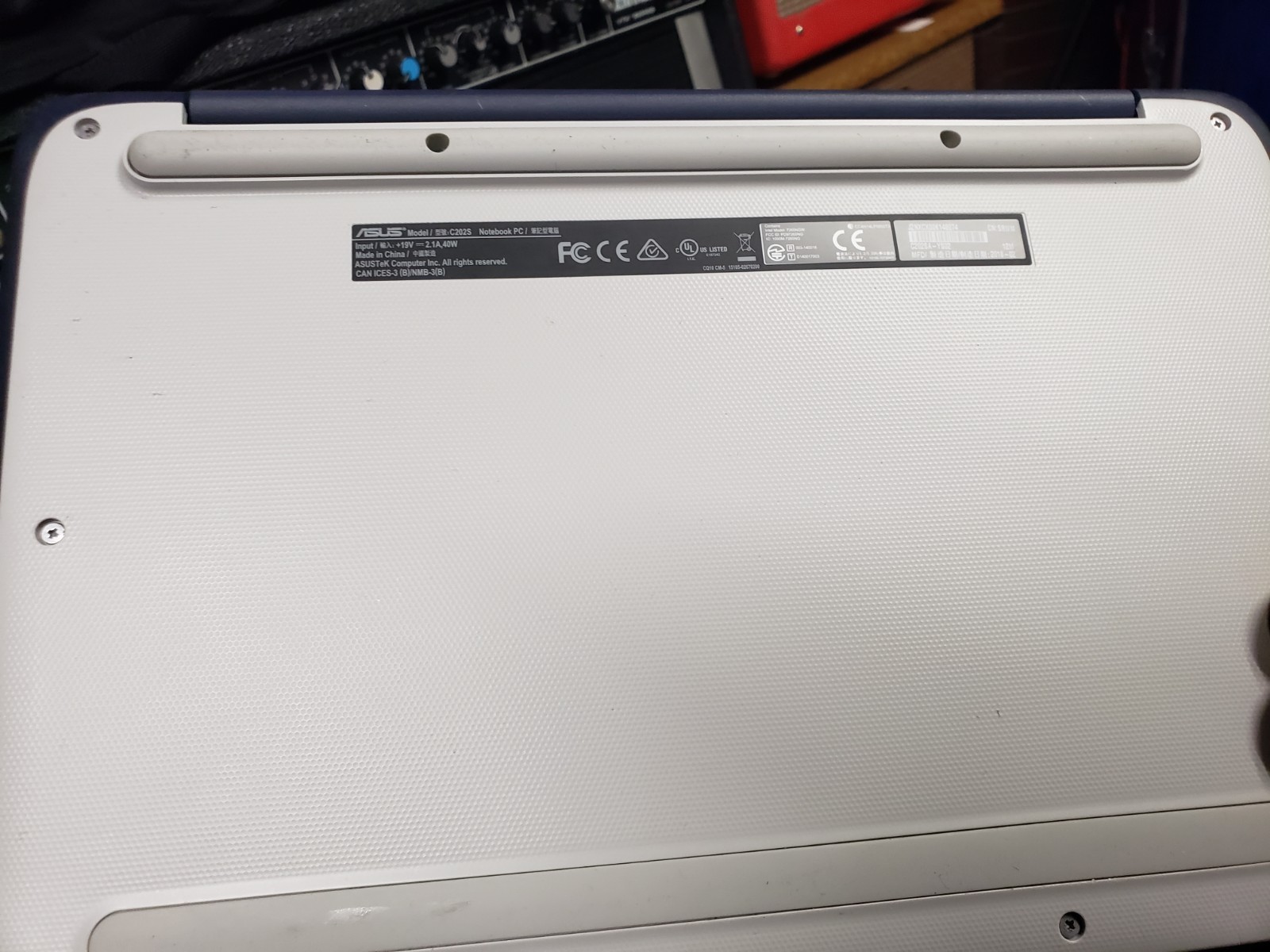 Samsung XE303c12 cb, Asus C202S cb, Asus eepc seashell series for parts only