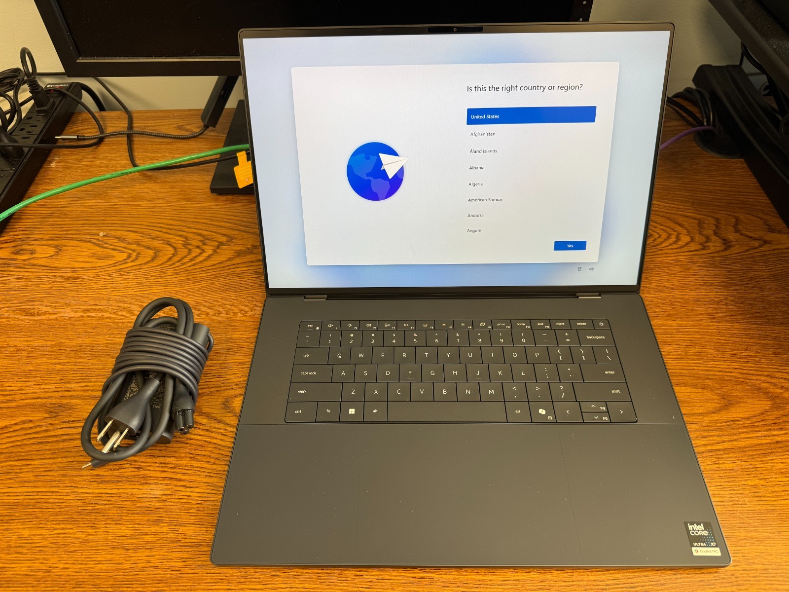 XPS 16 DA16260 16″ Ultra X7 358H 64GB RAM 2 TB SSD ProSupportPlus Apr 2029
