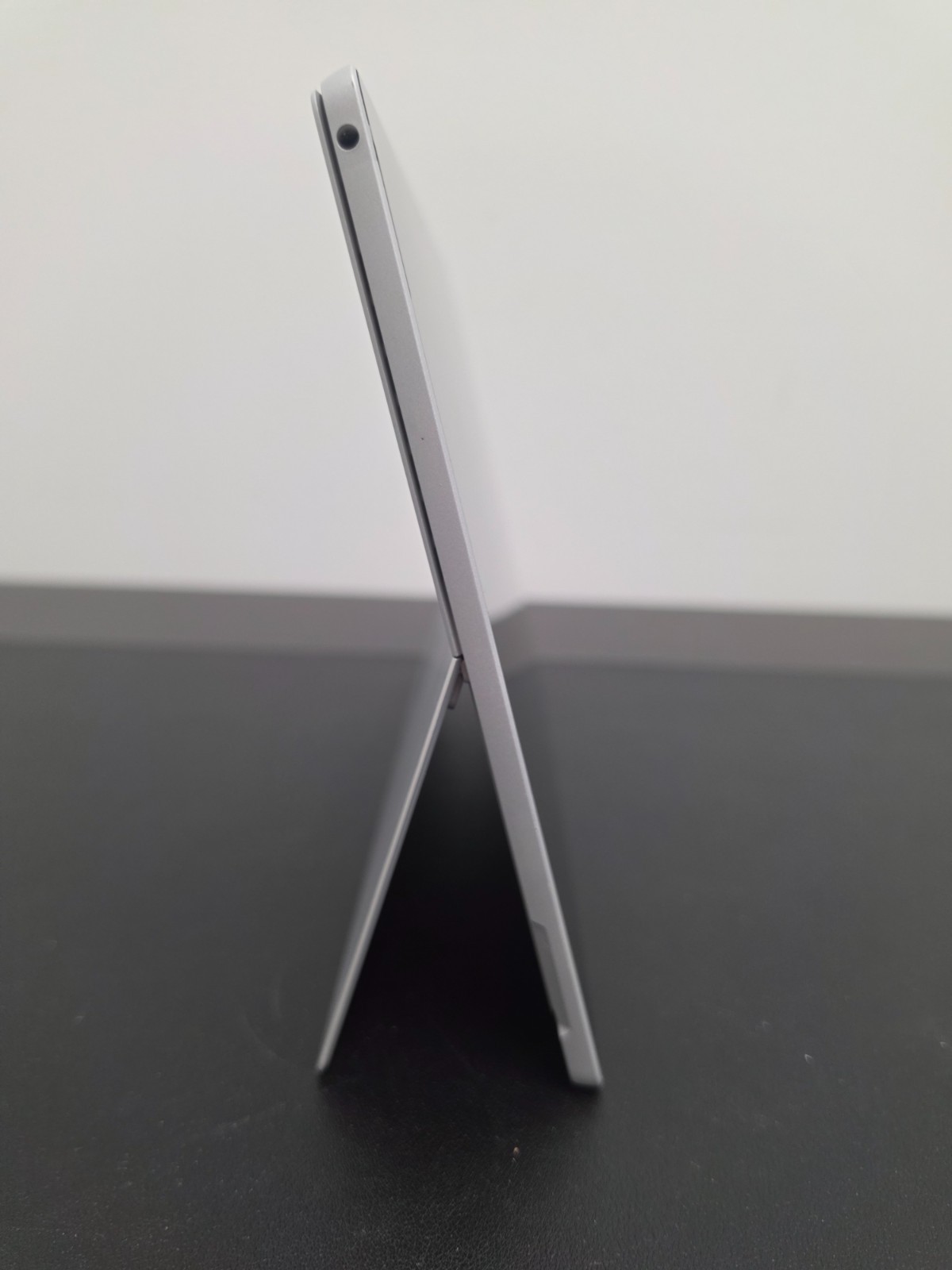 Microsoft Surface Pro 7+ ***LTE*** i5-1135G7 16GB Ram 256GB SSD Win 11 Pro