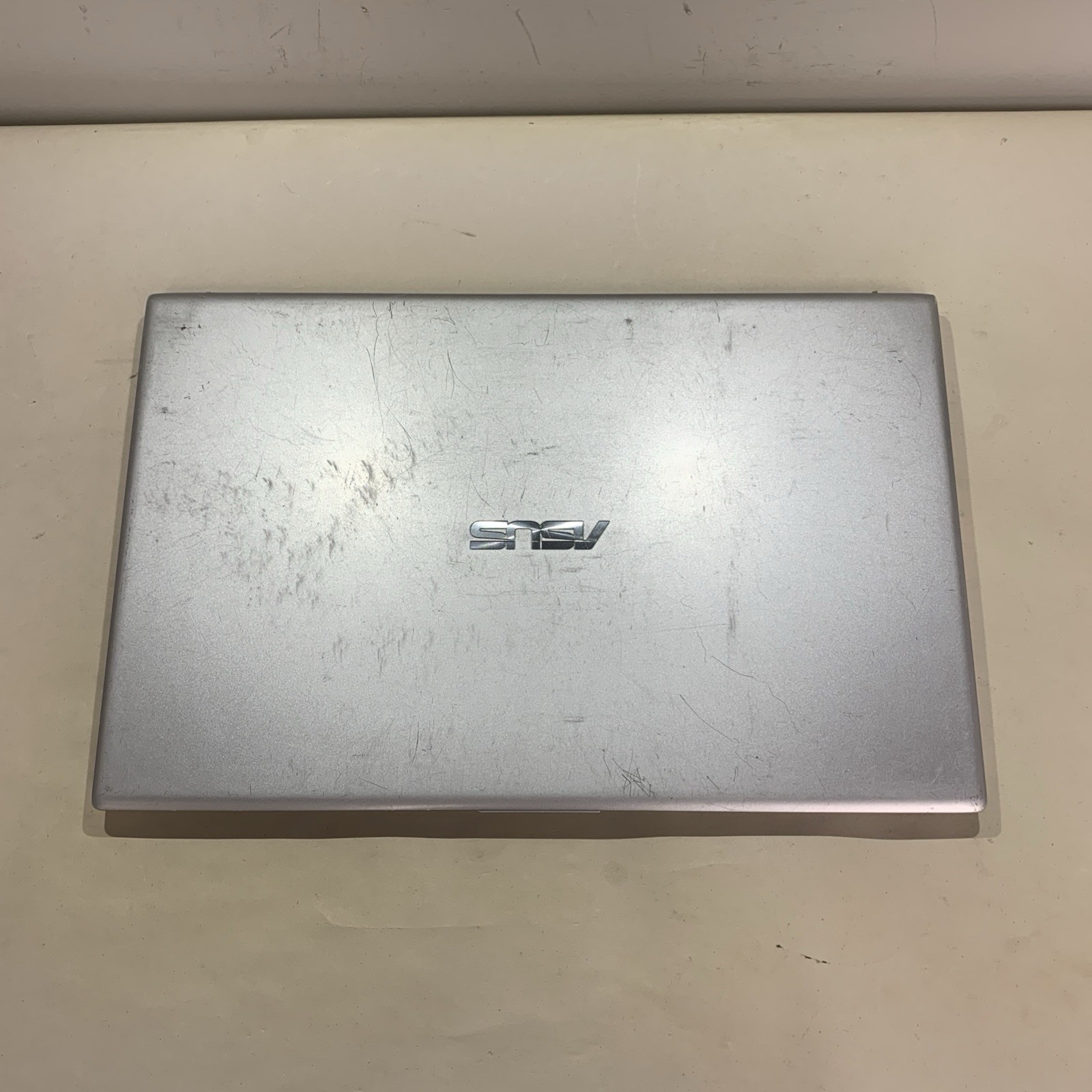 Asus Vivobook 15 X512D 15.6″ AMD Ryzen 5 3500U 8GB RAM 256GB SSD Win11 Home