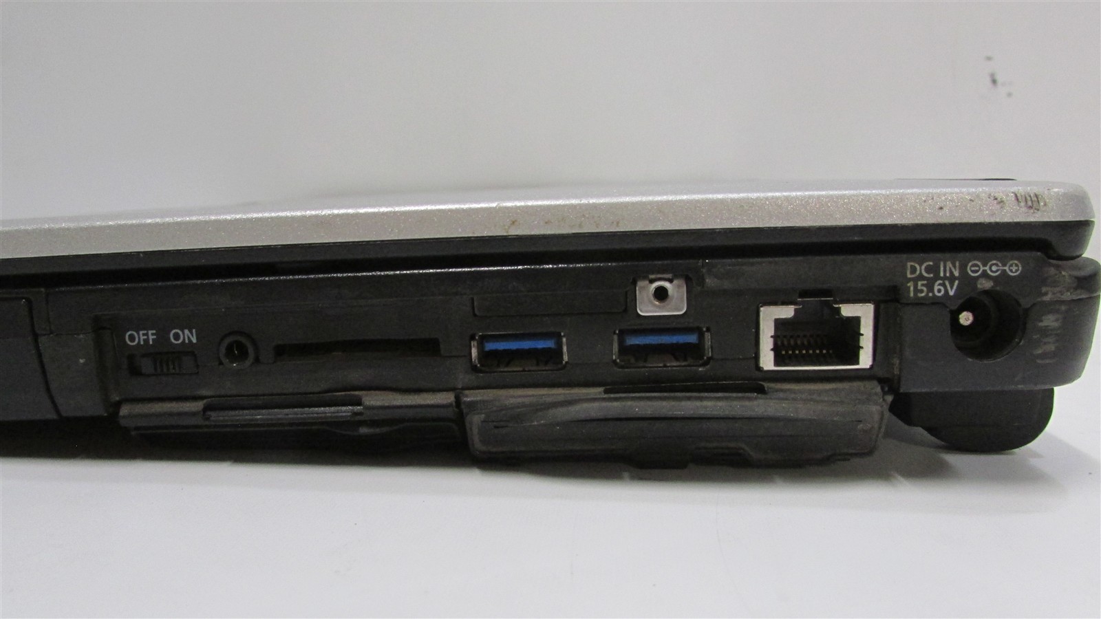 Panasonic Toughbook CF-54 MK3 i5-7300U 2.6GHz 8GB 500GB HDD 14″ W10P BIOS LK/DMG