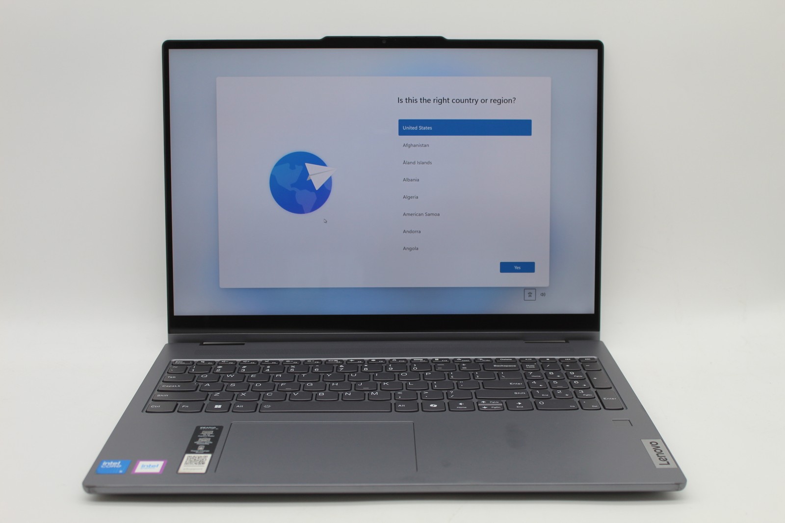 Lenovo IdeaPad 5 16″ Touch Intel Core 5 120U 1.4GHz 16GB 512GB SSD PC1796159