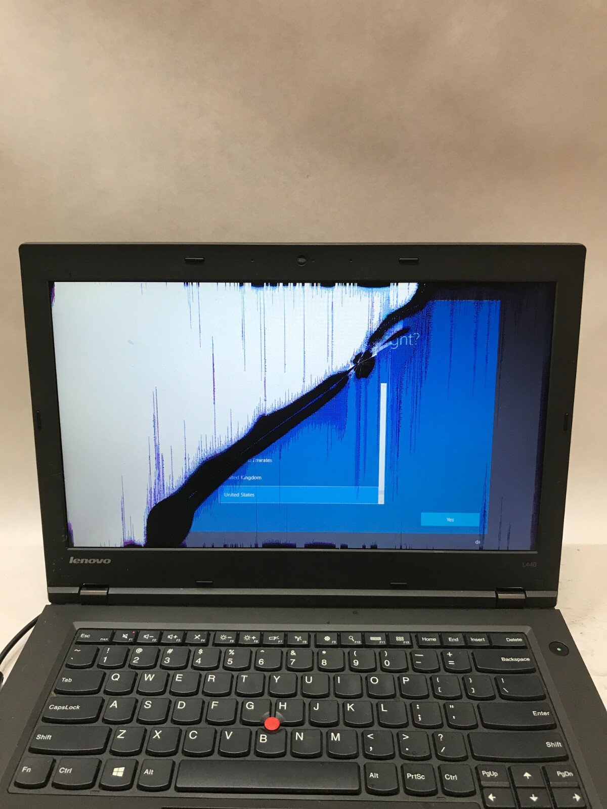Lenovo ThinkPad L440 14″ Intel Core i5 8GB RAM 320GB HDD Windows 10 CRACKED – DW