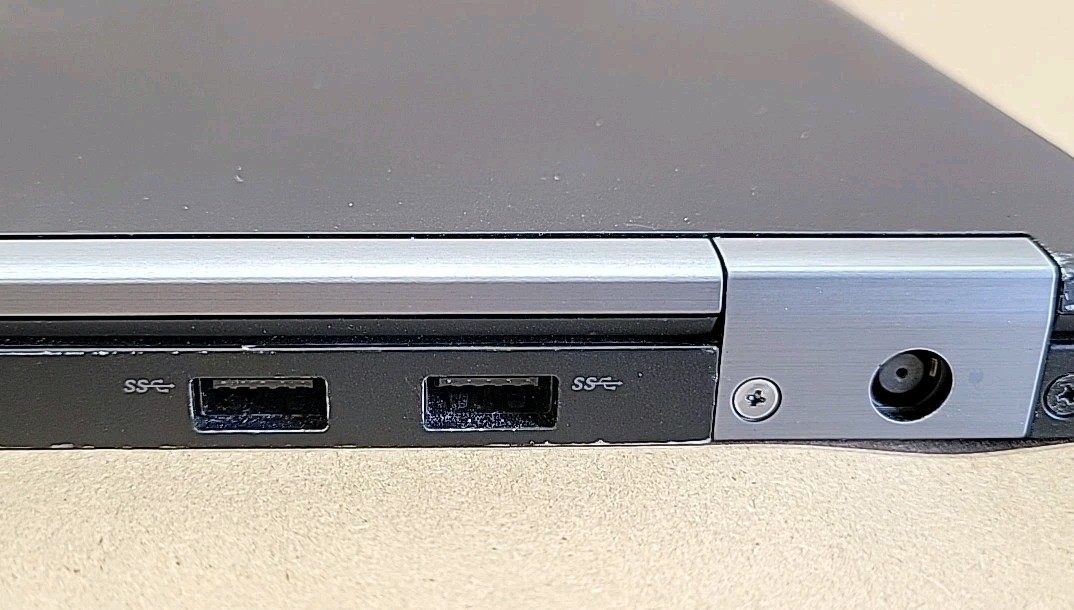Dell Latitude E7470, Intel Core i5-6300U @ 2.4GHz, 8GB RAM, NO SSD, NO OS
